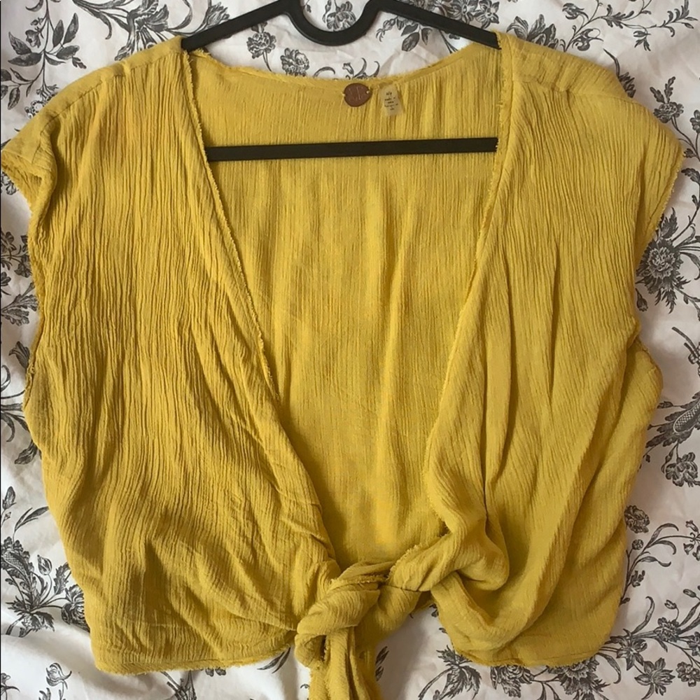Free people tie up top - Picture 1 of 2